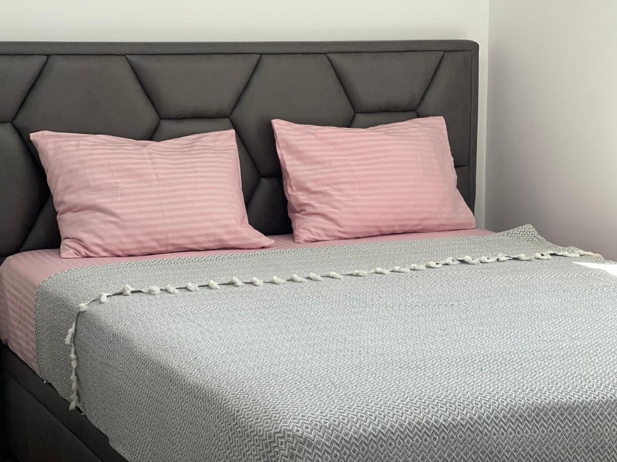 Azzure Apartment Ulcinj Luaran gambar