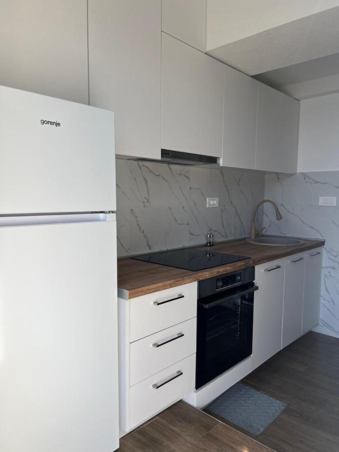 Azzure Apartment Ulcinj Luaran gambar
